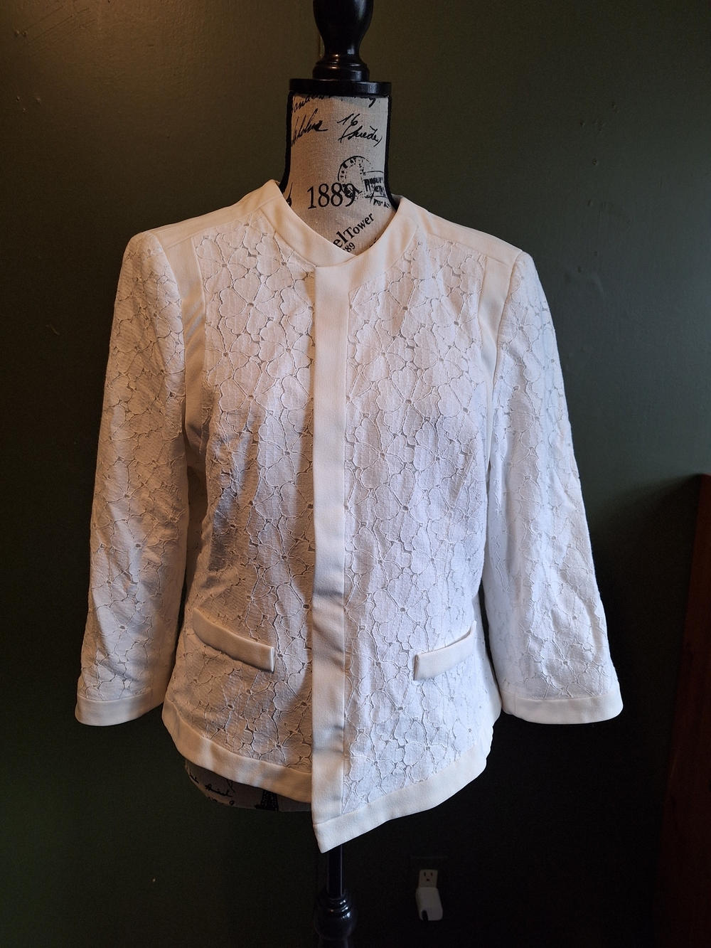 White Lace Collarless Jacket - Women's Coat